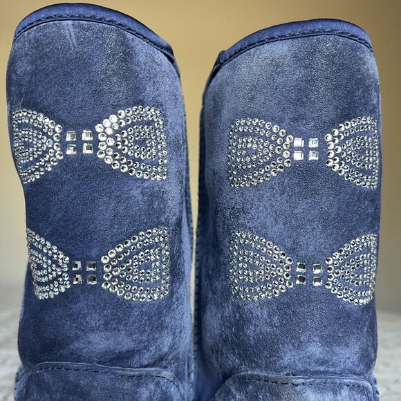 UGG Classic Short Swarovski Crystal Bow Boot Blue Suede Women 6 Sheepskin Cozy - Picture 12 of 16